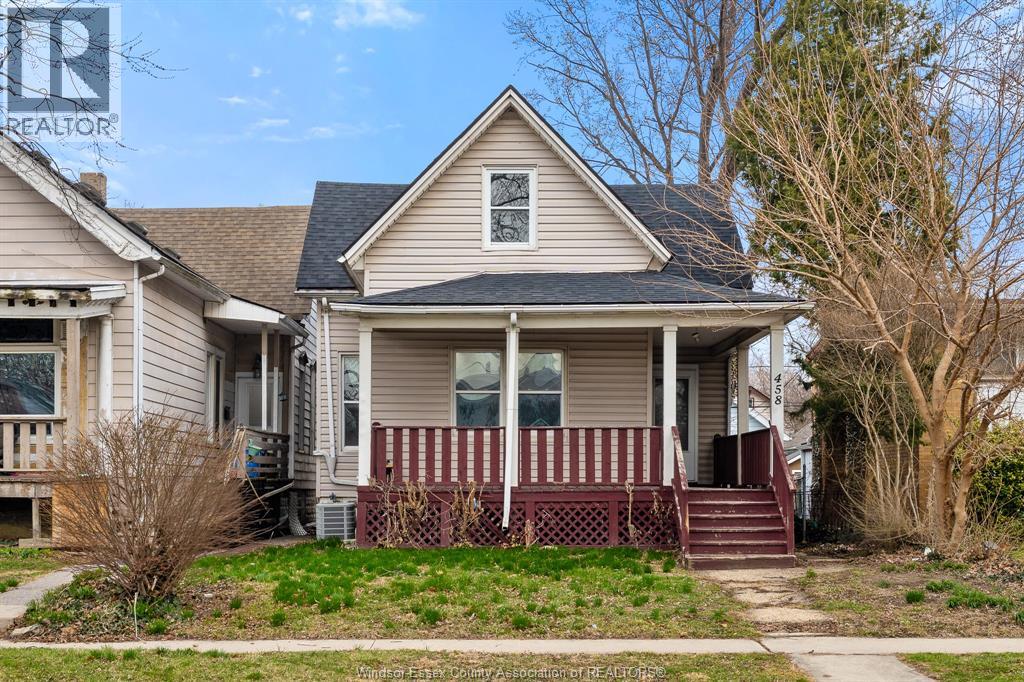 458-460 WAHKETA STREET, Windsor