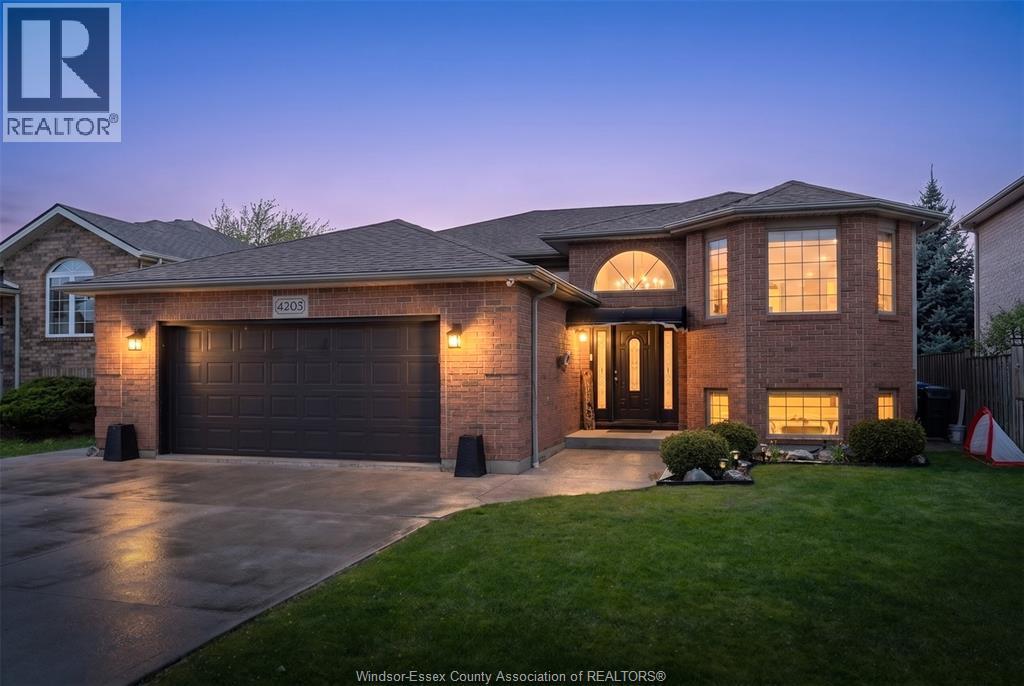 4205 BARTON CRESCENT, Windsor