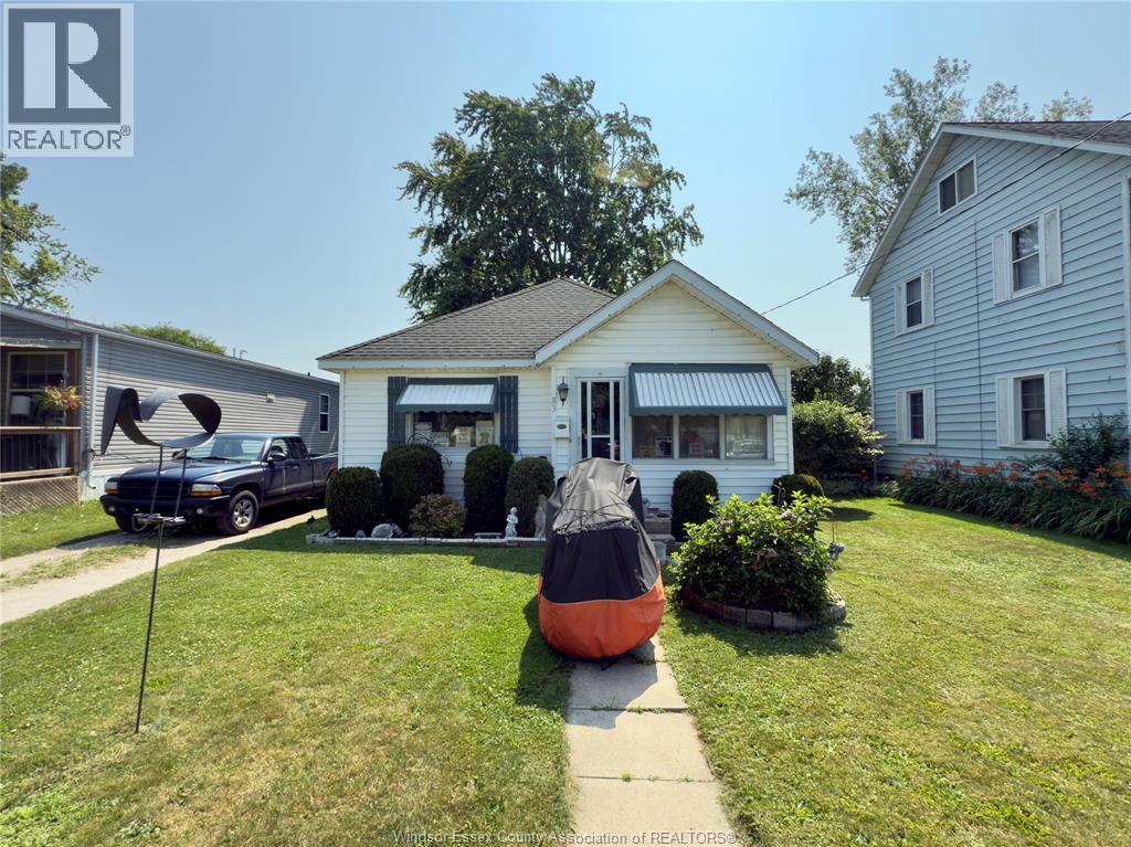 83 VICTORIA AVENUE, Kingsville