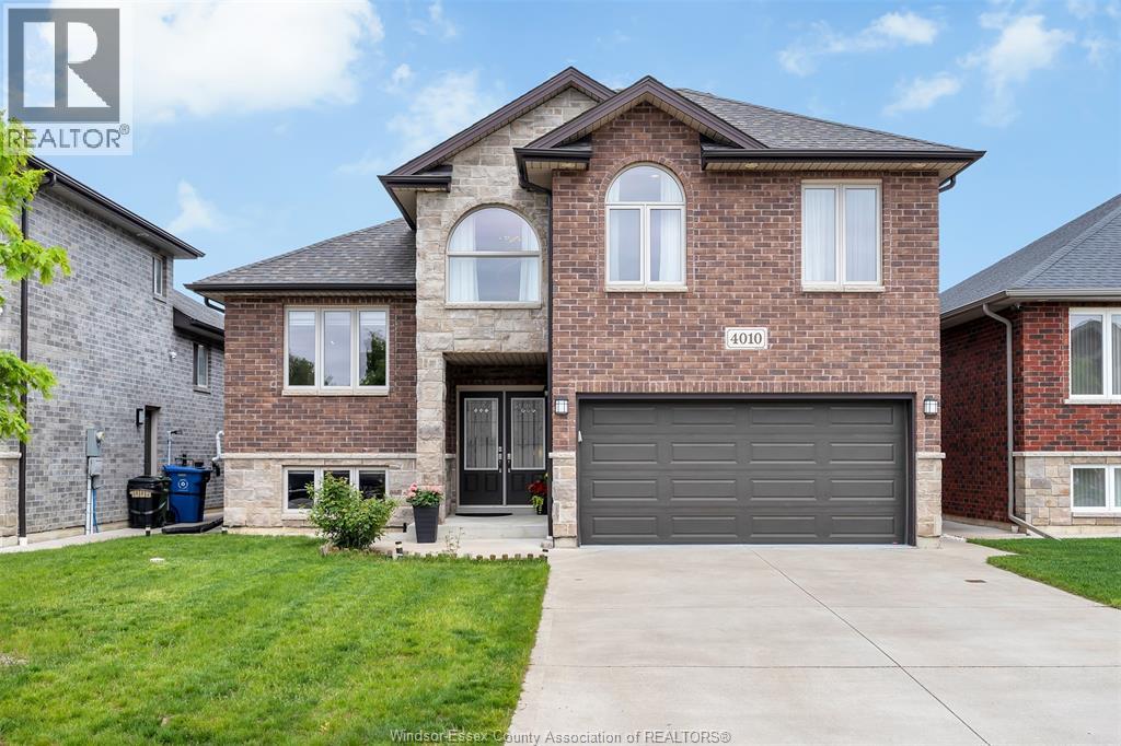 4010 COSENZA, Windsor
