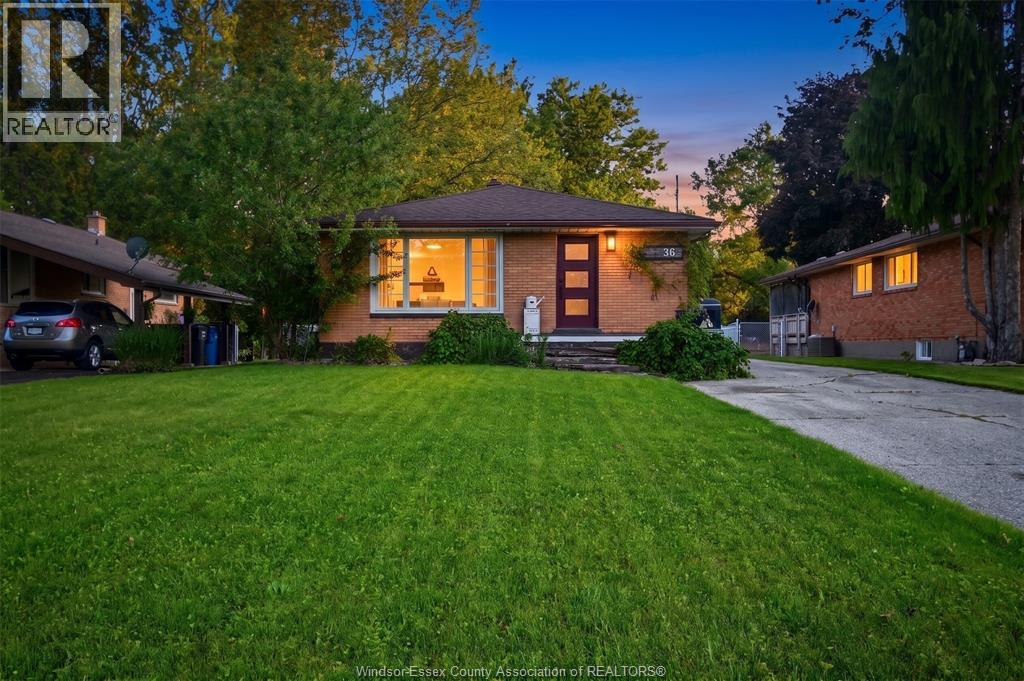 36 WOODLAND AVENUE, Chatham