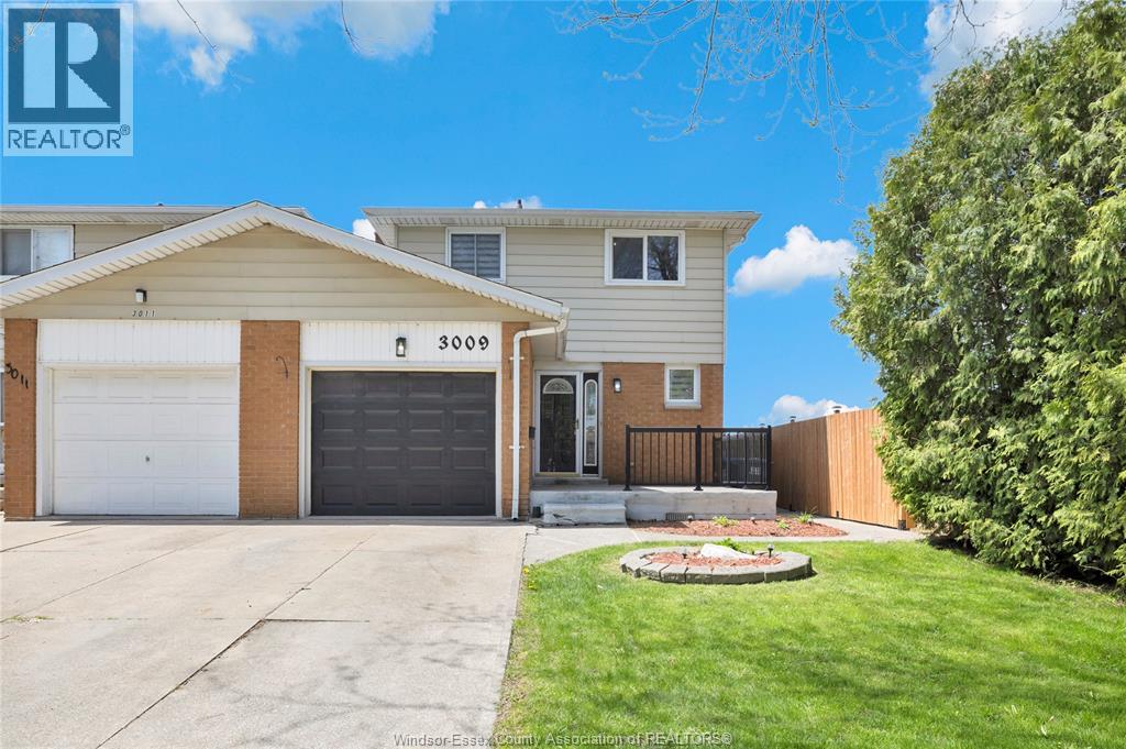 3009 SUFFOLK STREET, Windsor