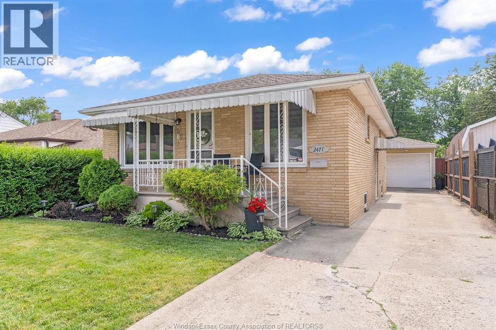 2471 CHANDLER ROAD, Windsor