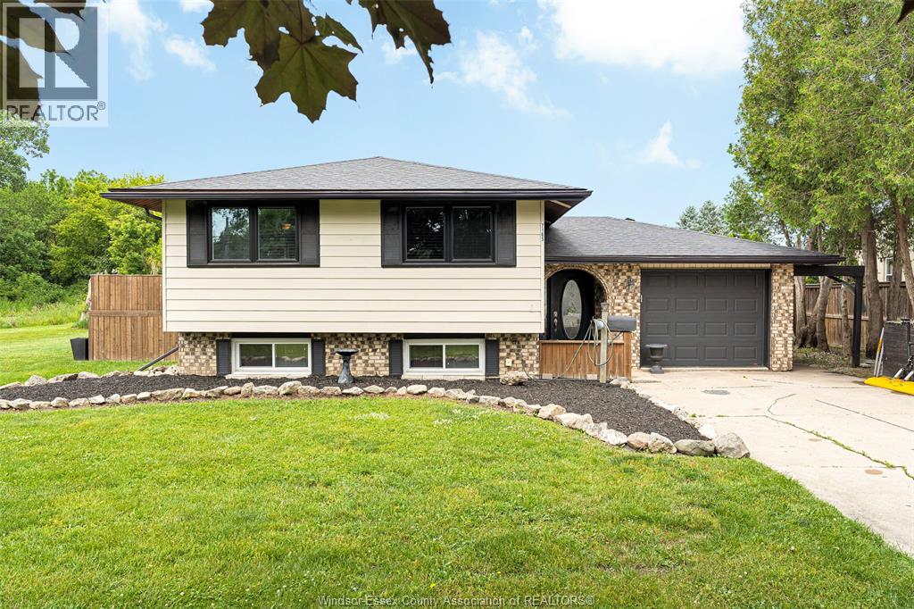 7165 MALDEN ROAD, LaSalle