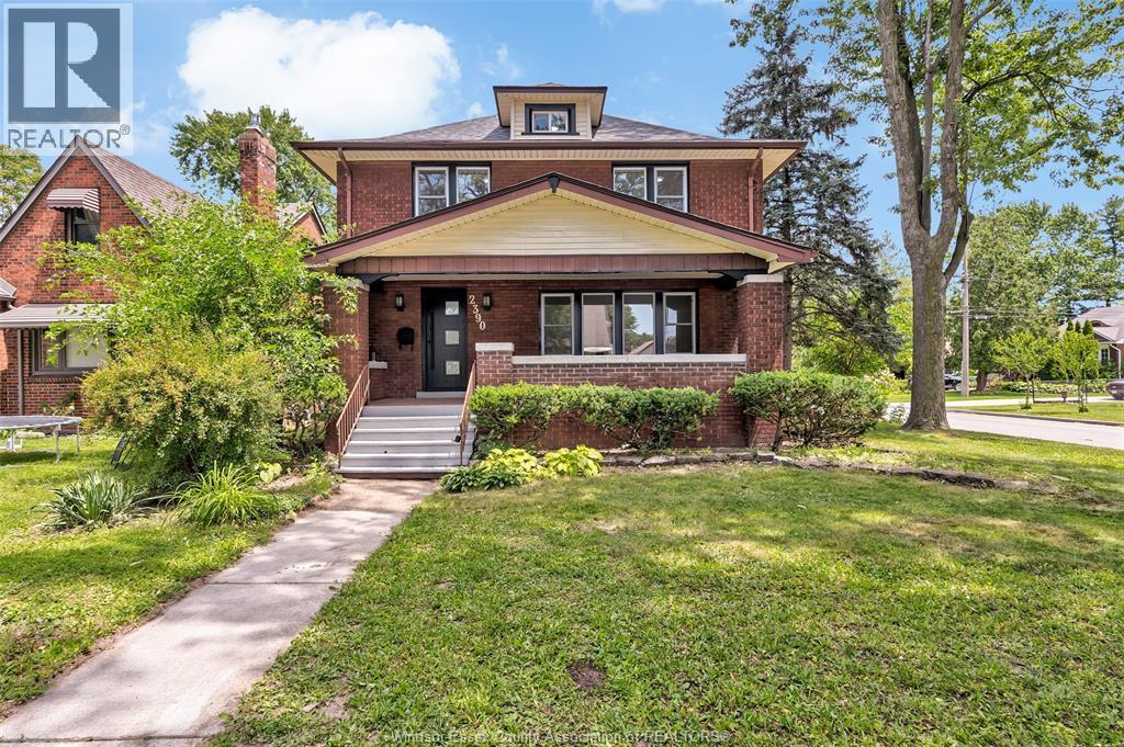 2390 PRINCESS AVENUE, Windsor