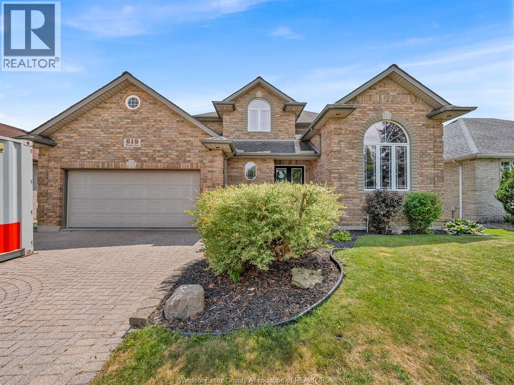 619 WRIGHT LANE, Lakeshore