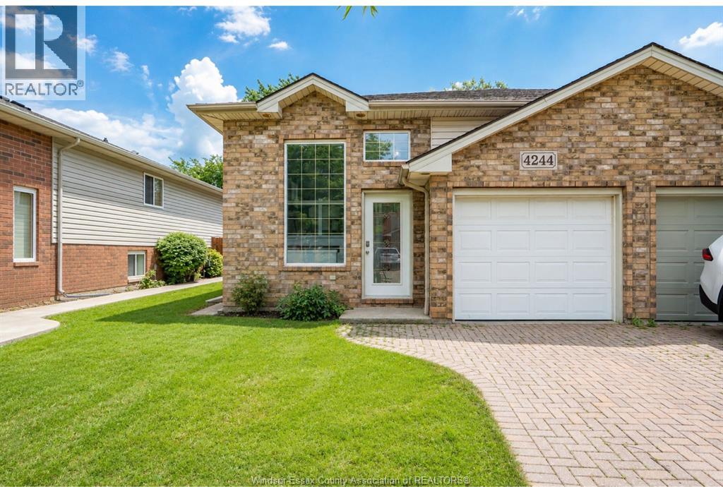 4244 OLD WEST, Windsor