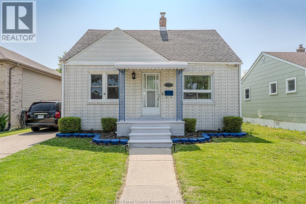 2367 MEIGHEN, Windsor