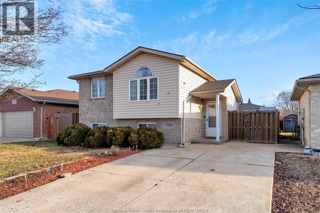 3580 KLONDIKE AVENUE, Windsor