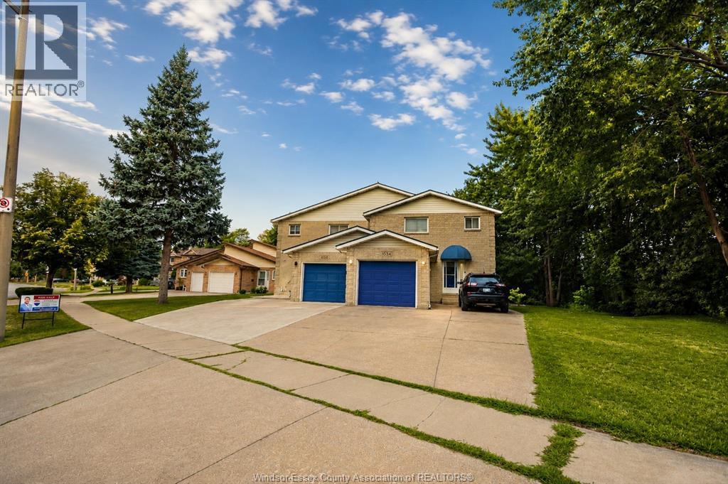1030 SOUTH PACIFIC AVENUE, Windsor