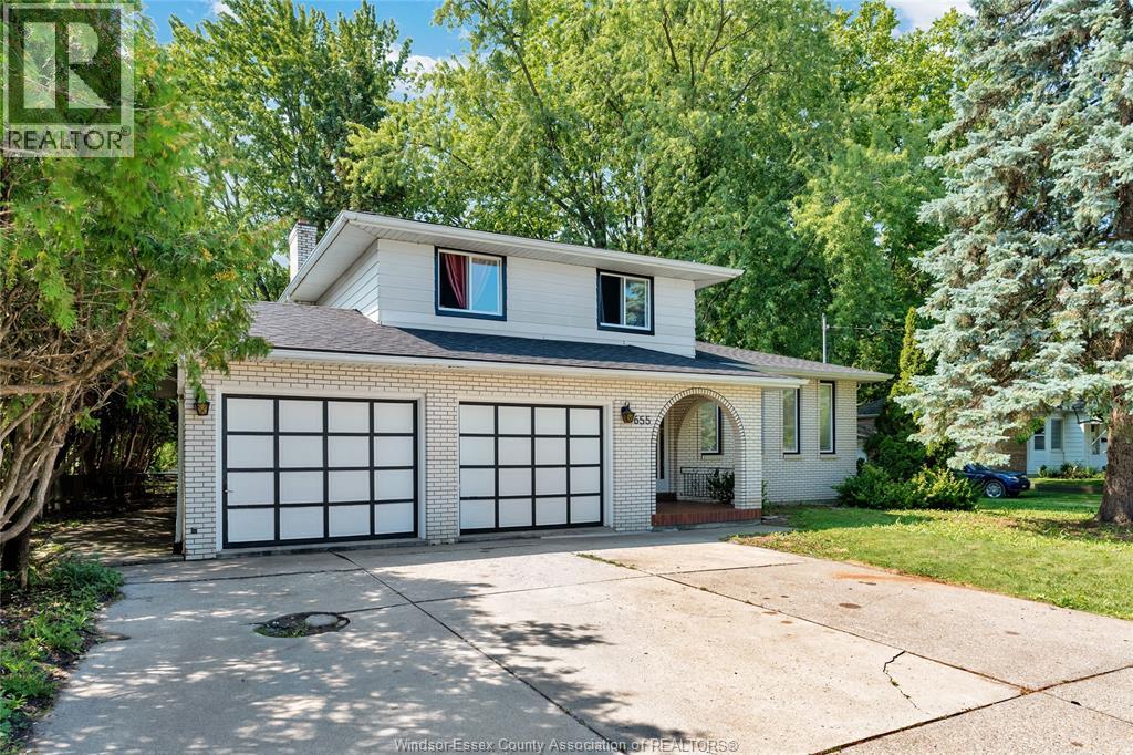655 ROSELAND DRIVE South, Windsor