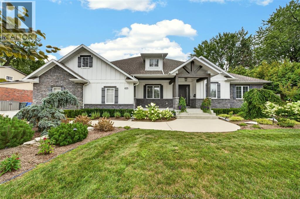 625 ROSELAND DRIVE South, Windsor
