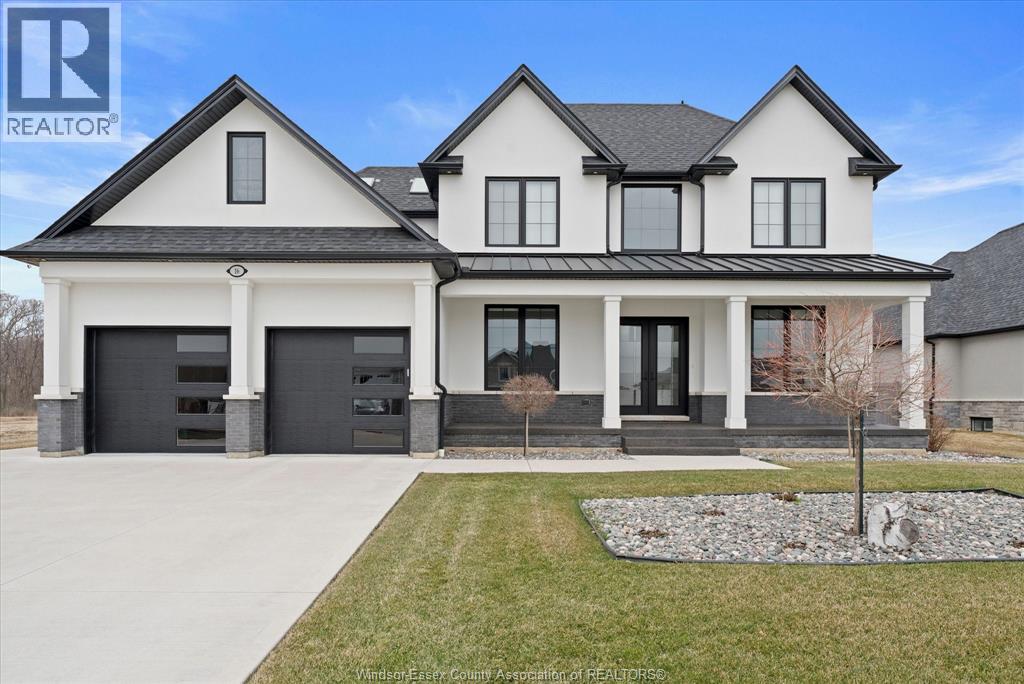 16 YORK BOULEVARD, Kingsville