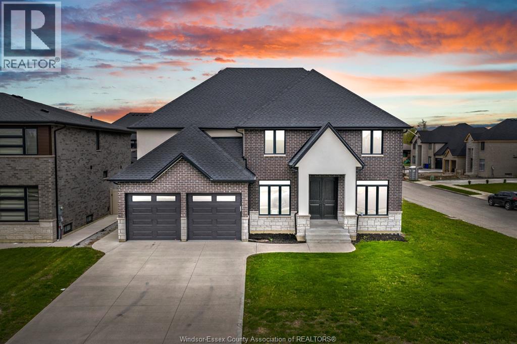 569 HOLBURN, Windsor