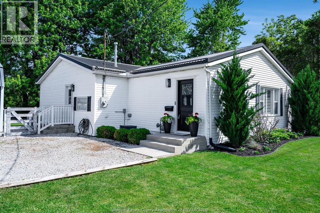 578 County Rd 20, Kingsville