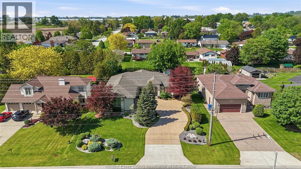 1612 Road 2 East, Kingsville