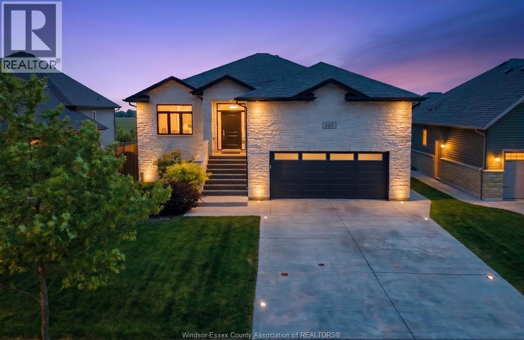 227 SUMMER STREET, Belle River