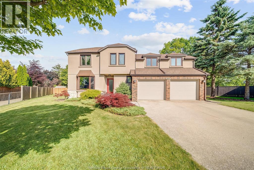 523 COLLIER CRESCENT, Tecumseh