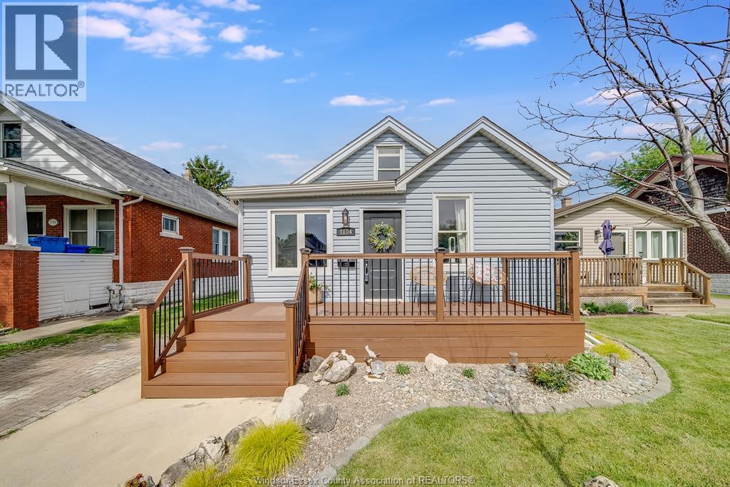 1804 HALL AVENUE, Windsor