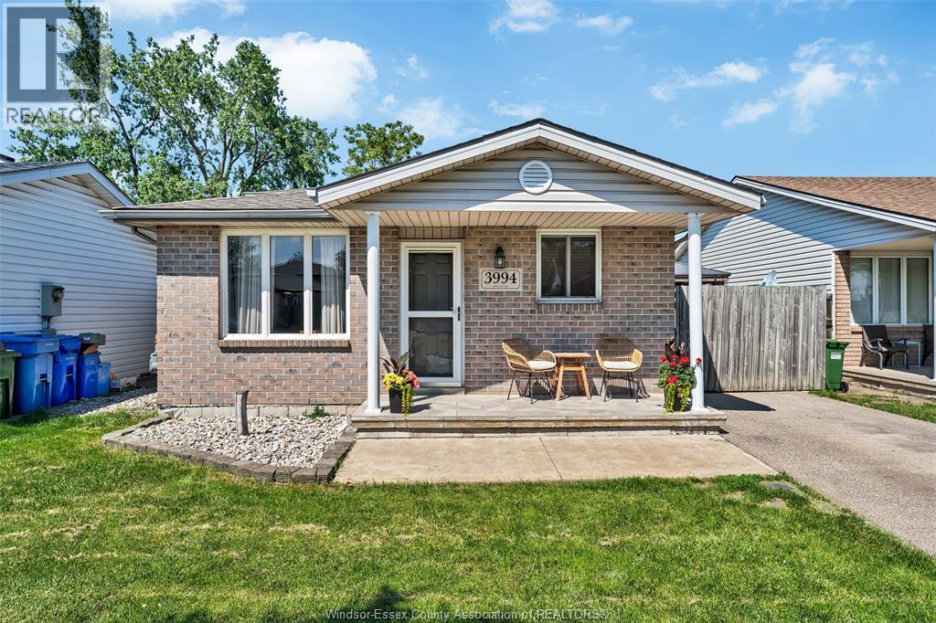 3994 ACORN CRESCENT, Windsor