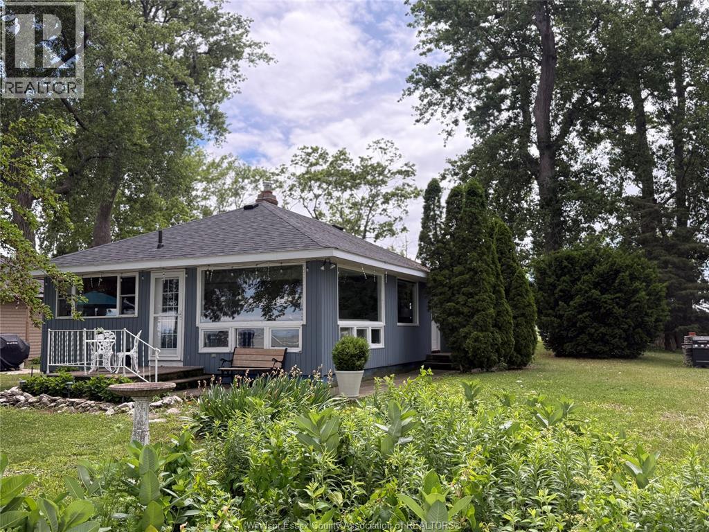 69 East Shore ROAD, Pelee Island