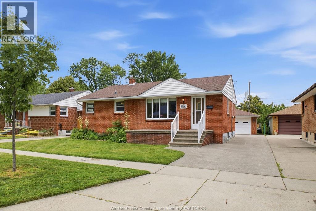 1156 ESDRAS, Windsor