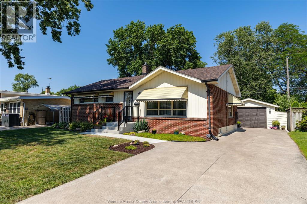 3640 Charlevoix AVENUE, Windsor