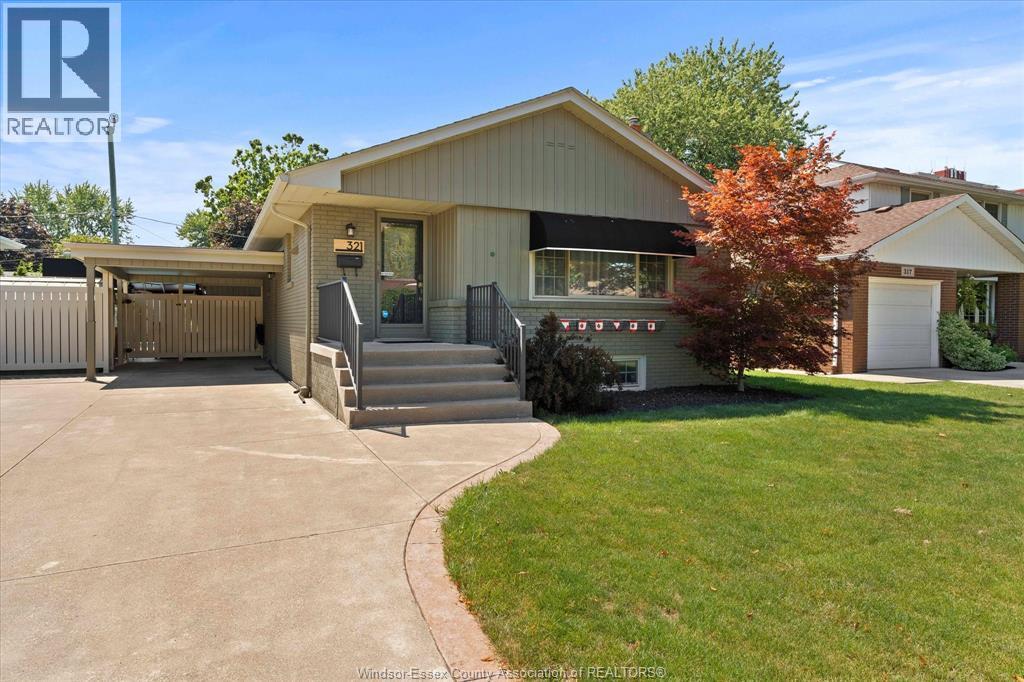 321 Betty DRIVE, Windsor