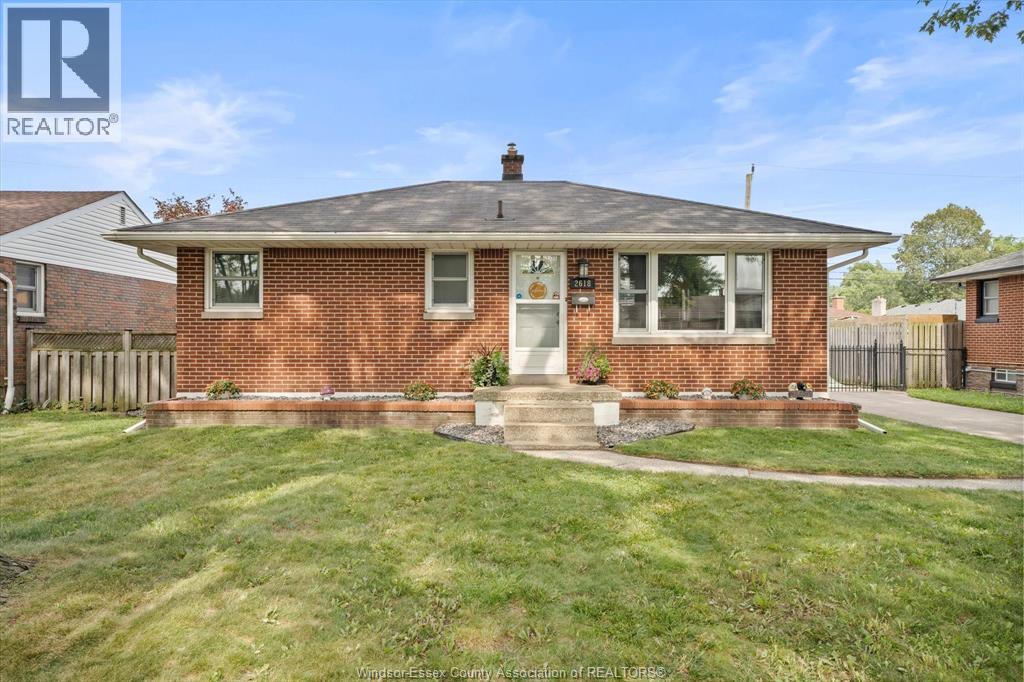 2618 ASKIN AVENUE, Windsor