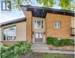 2405 Roxborough Boulevard, MLS 26016333