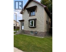 1597 Bruce, MLS 26018273