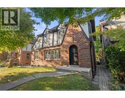 2163 Victoria, MLS 26012005