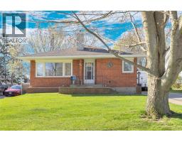 42 Grace, MLS 26008809