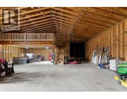 2075 Arner Townline - 40