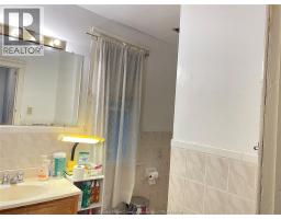 876 DOUGALL AVENUE - 4