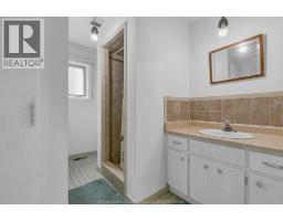 3818 WOODWARD - 30