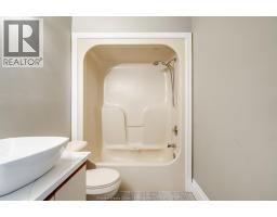44 ROBSON ROAD UnitNo. 303 - 18