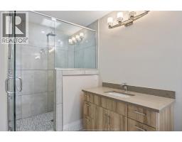 18 WOODLAND STREET - 26