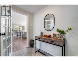 389 Erie View - 8