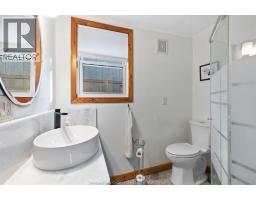 125 CRYSTAL LANE - 4