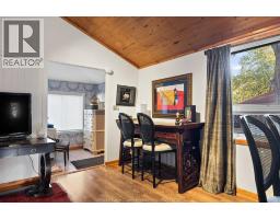 125 CRYSTAL LANE - 9