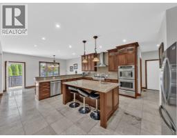 118 REMO CRESCENT - 14