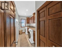 118 REMO CRESCENT - 17