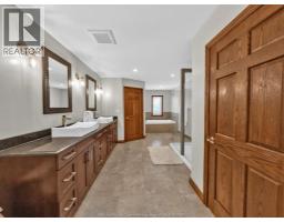 118 REMO CRESCENT - 28