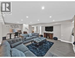 118 REMO CRESCENT - 40