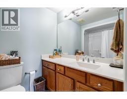 315 Village Grove UnitNo. 305 - 17