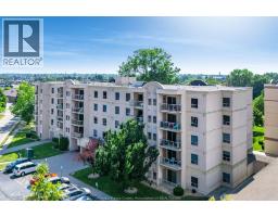315 Village Grove UnitNo. 305 - 31