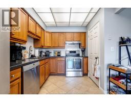 315 Village Grove UnitNo. 305 - 8
