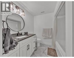6 Summerville AVENUE - 30