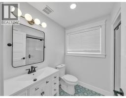 157 GLOUCESTER DRIVE - 38